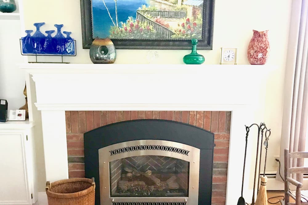 Photo of Livingroom in Skyland