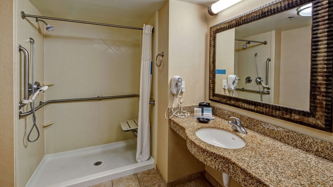 Photo of Bathroom in Roanoke Rapids