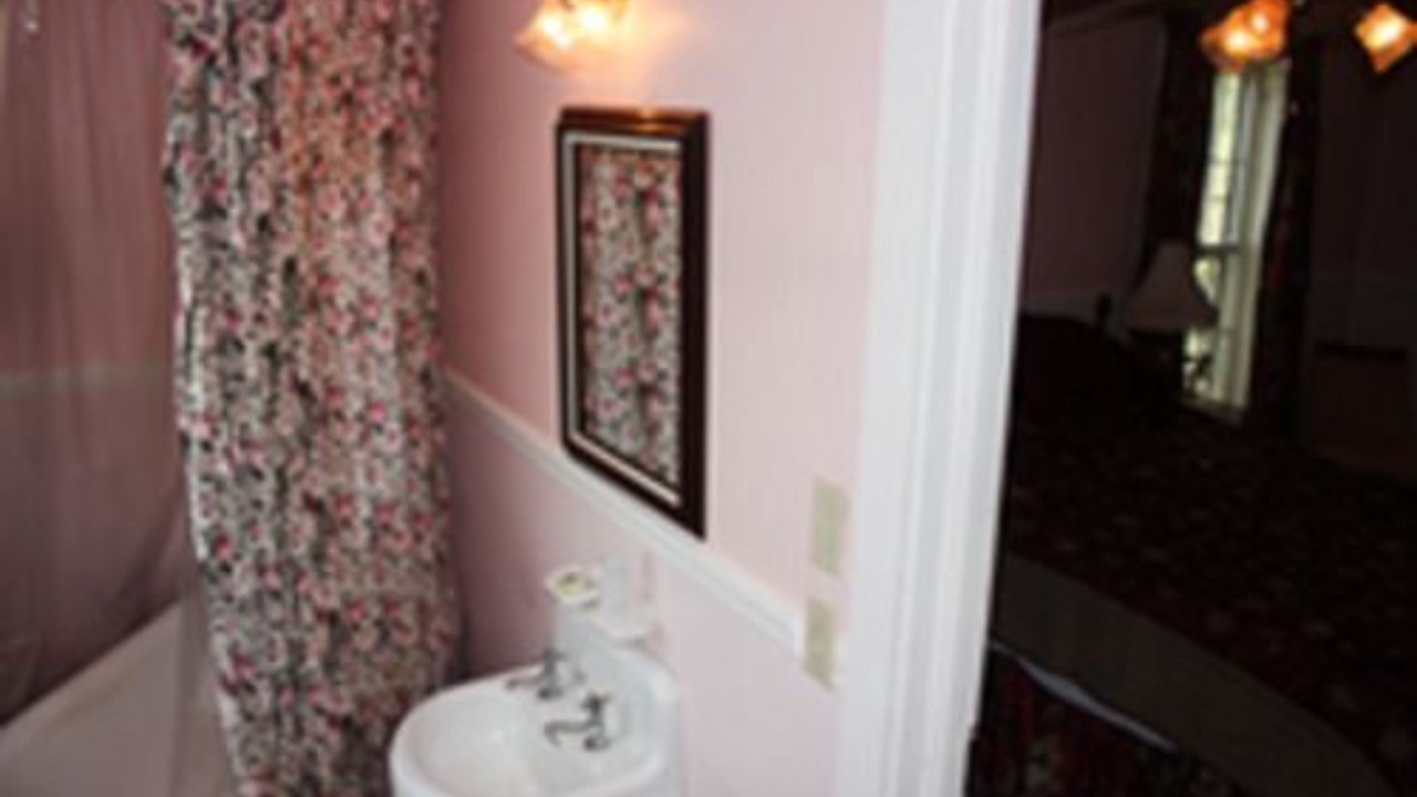 Photo of Bathroom in Black Mountain