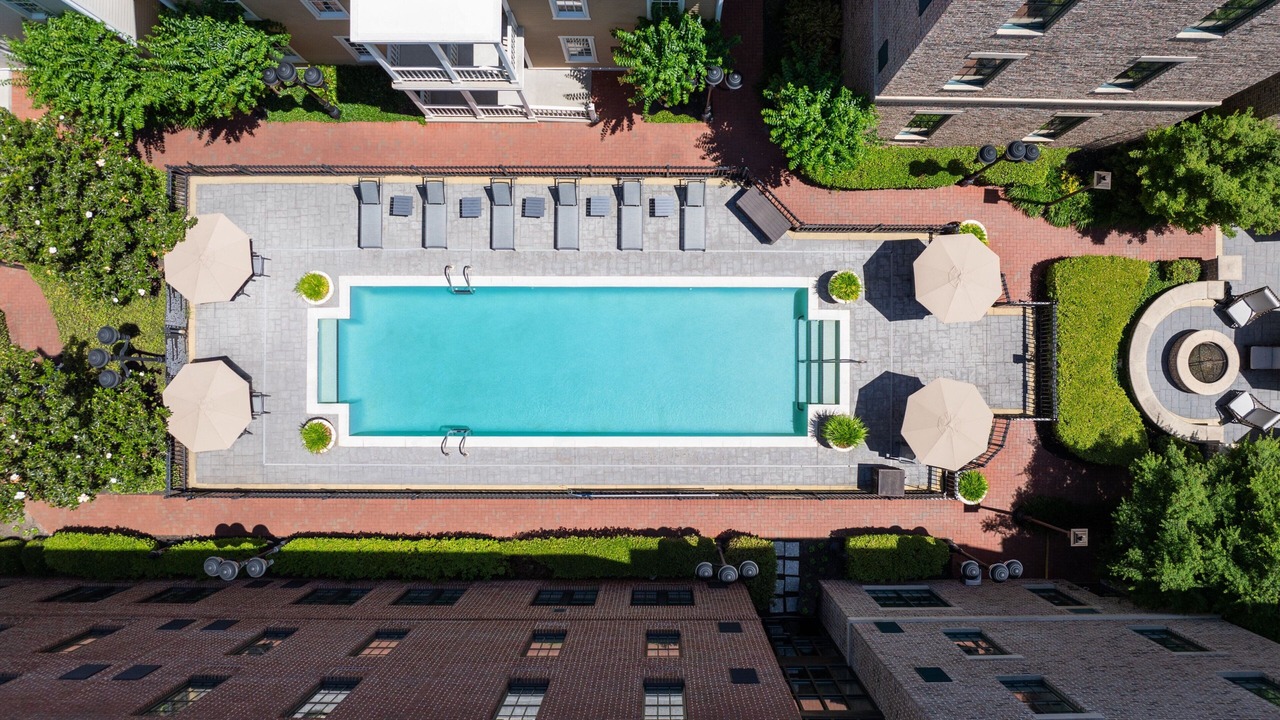 Photo of Outdoor in Old West Broad Neighborhood