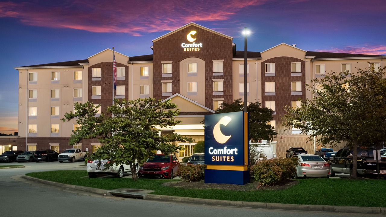 Photo of Buildings in Norfolk - Virginia Beach