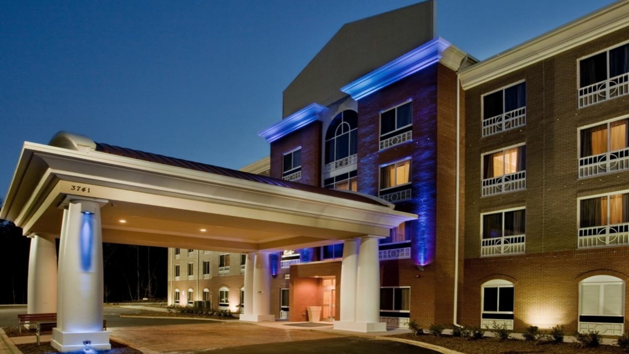 Photo of Outdoor in Southwest Raleigh