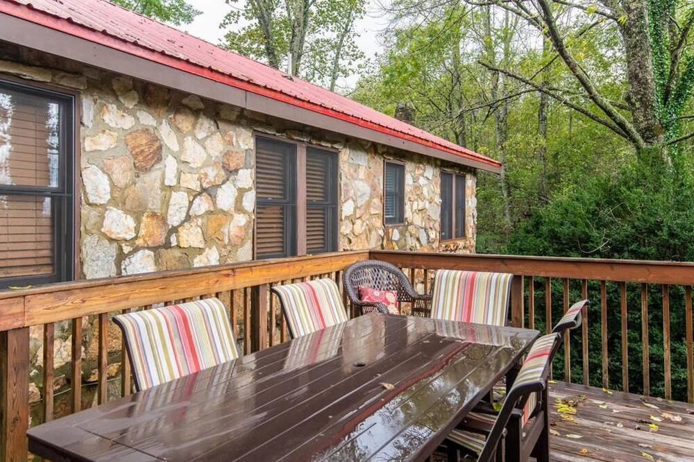 Photo of Outdoor in Hendersonville
