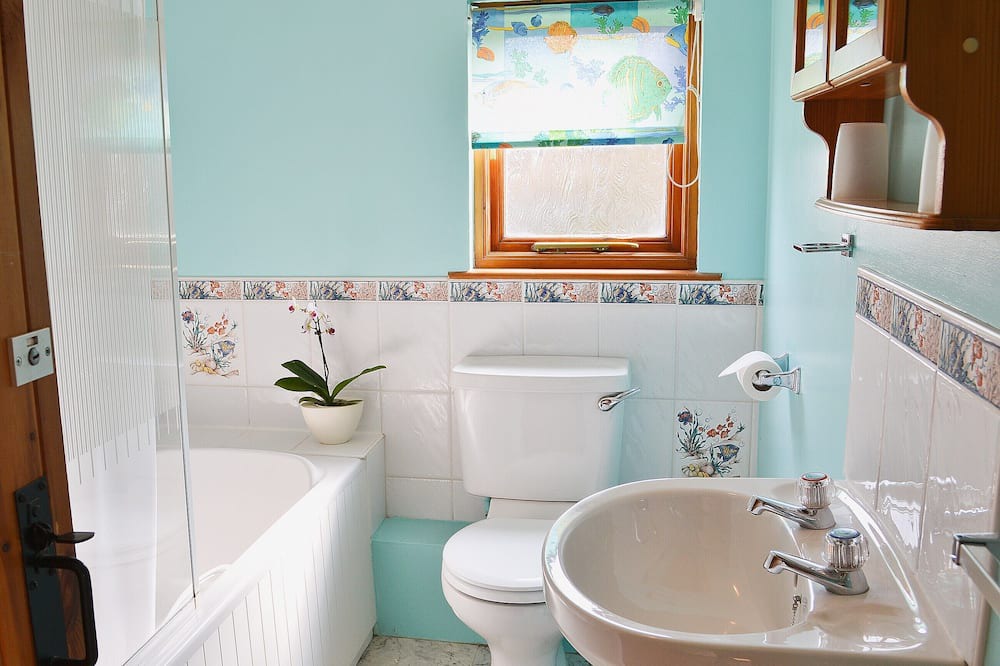 Photo of Bathroom in St Mary's Bay