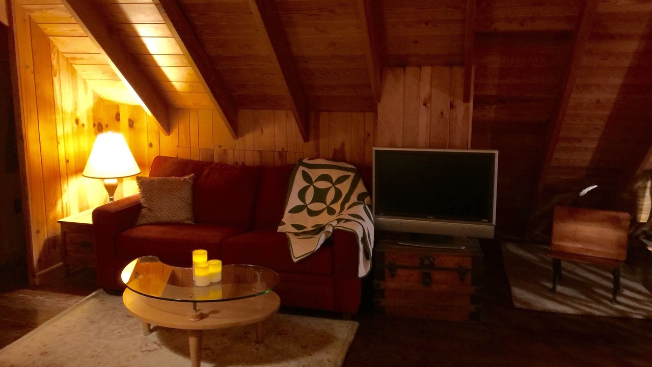 Photo of Livingroom in Cullowhee
