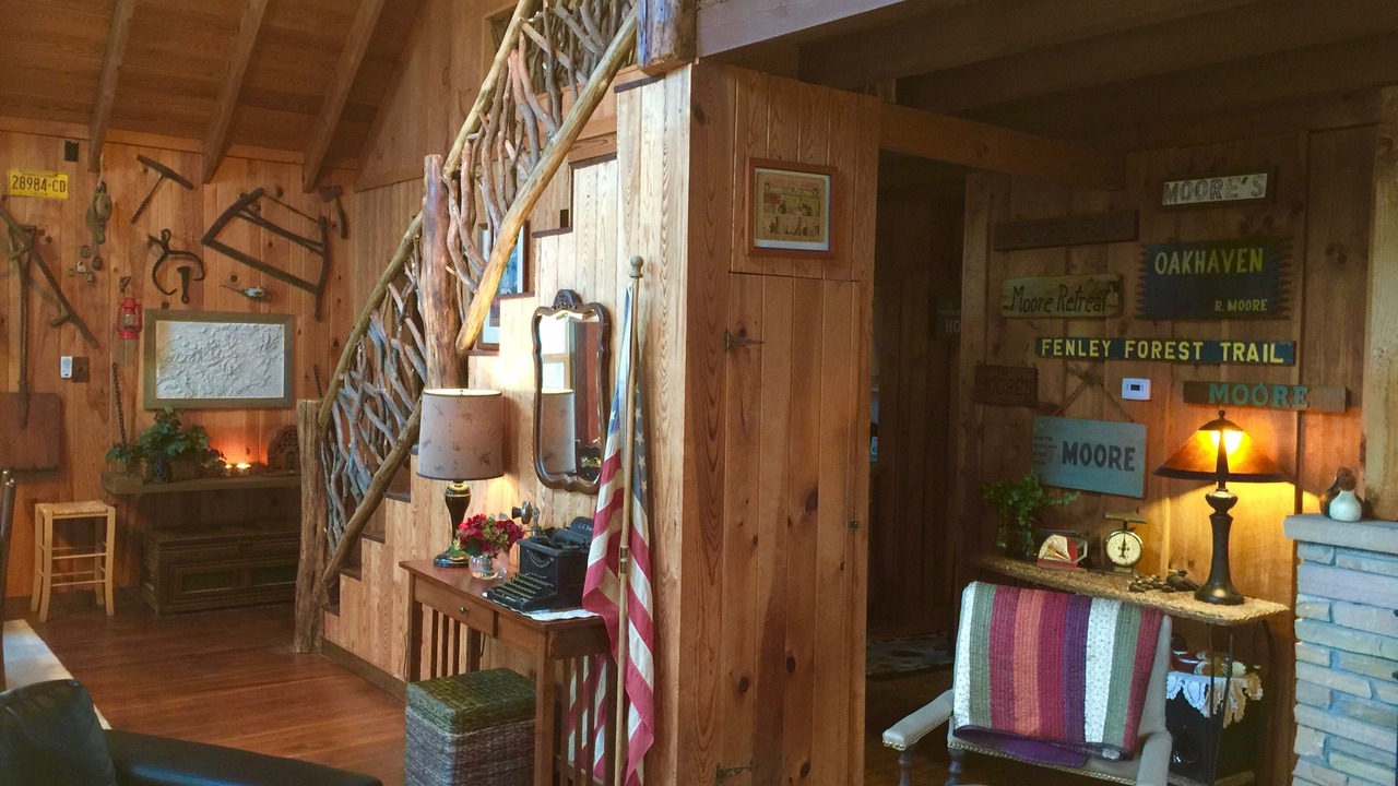 Photo of Livingroom in Cullowhee