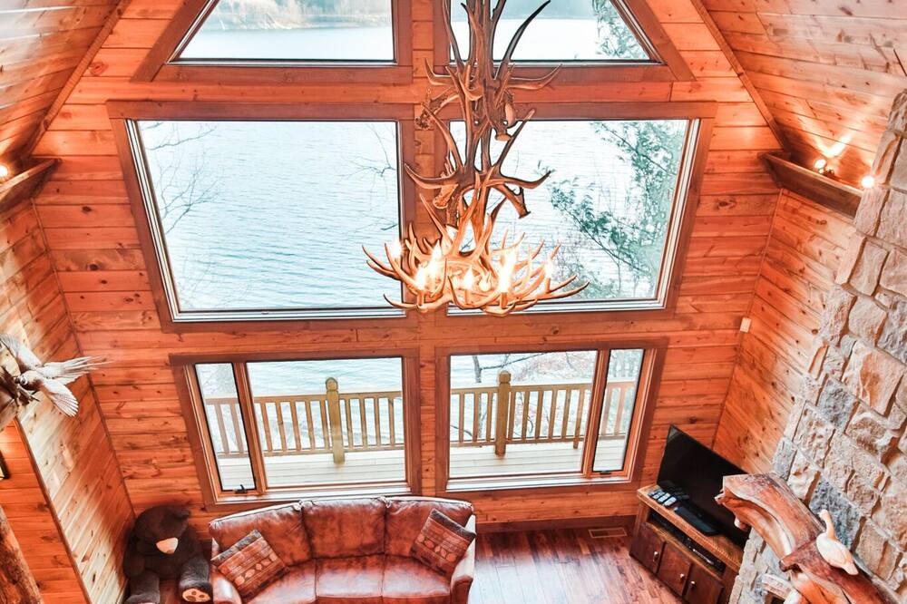 Photo of Livingroom in Topton