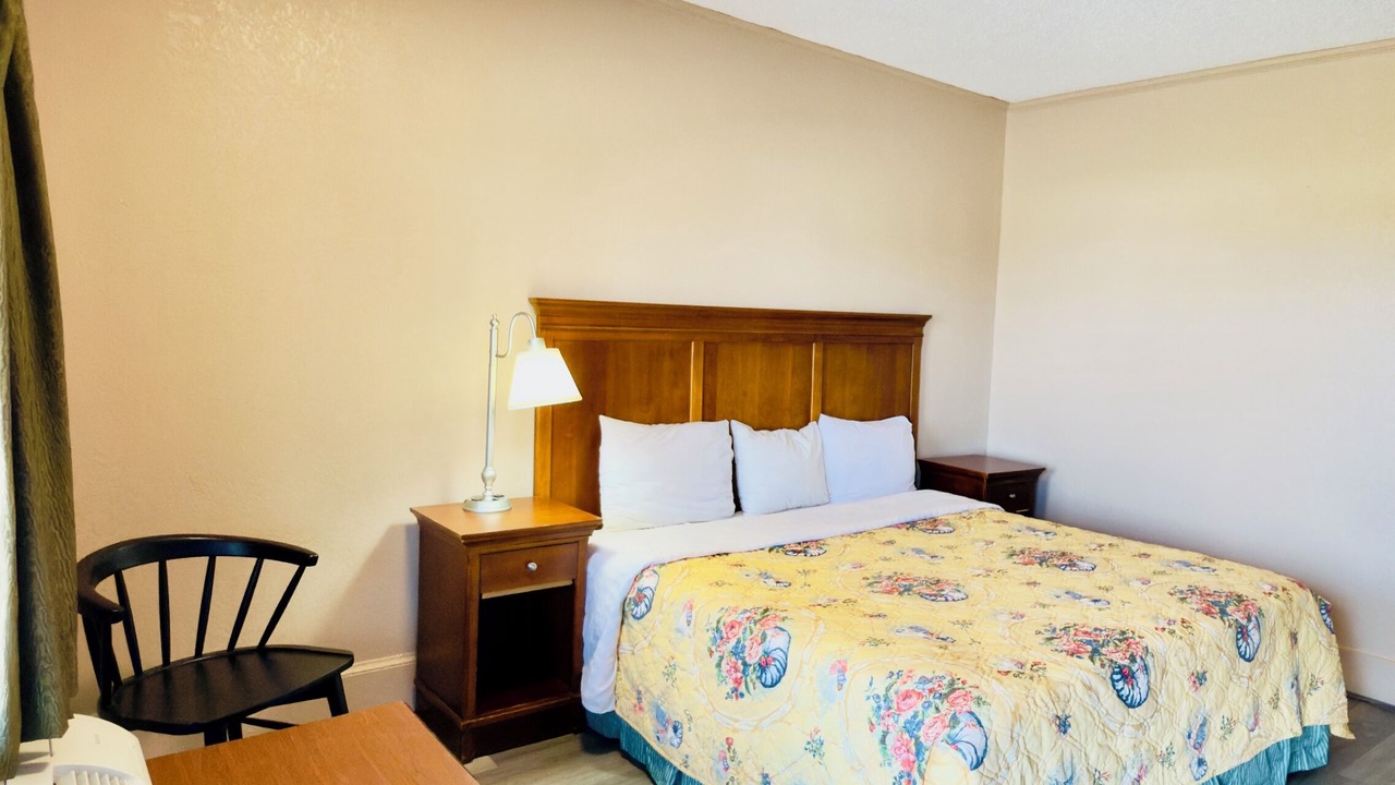 Photo of Bedroom in Williamston