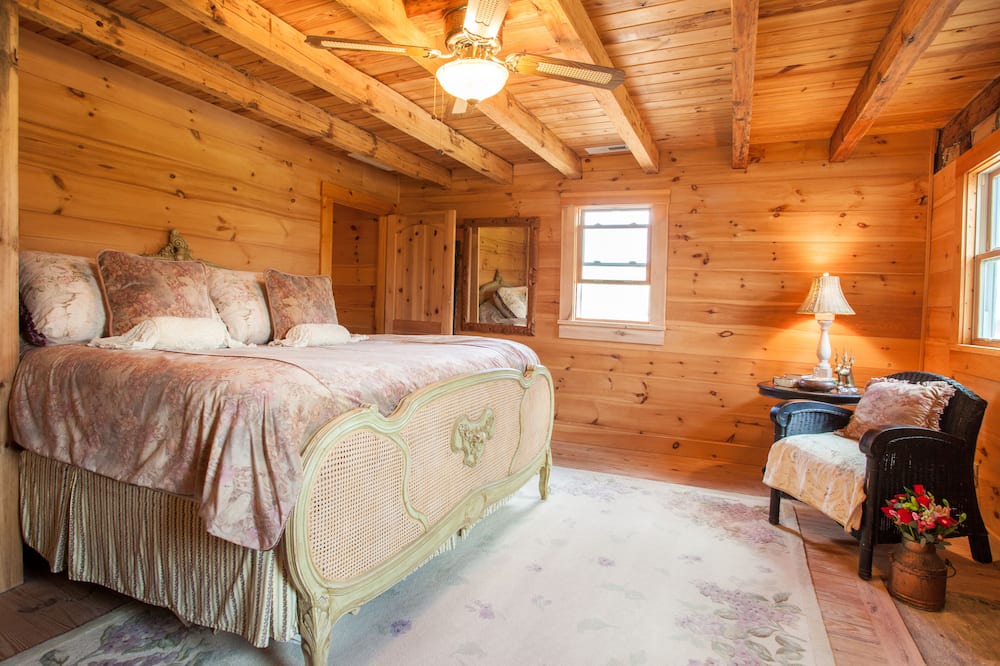 Photo of Livingroom in Penrose