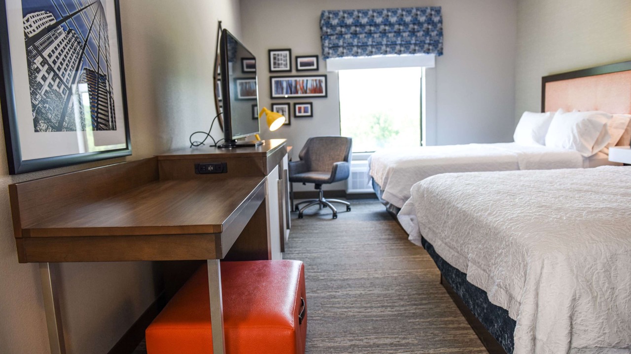 Photo of Bedroom in Lenoir