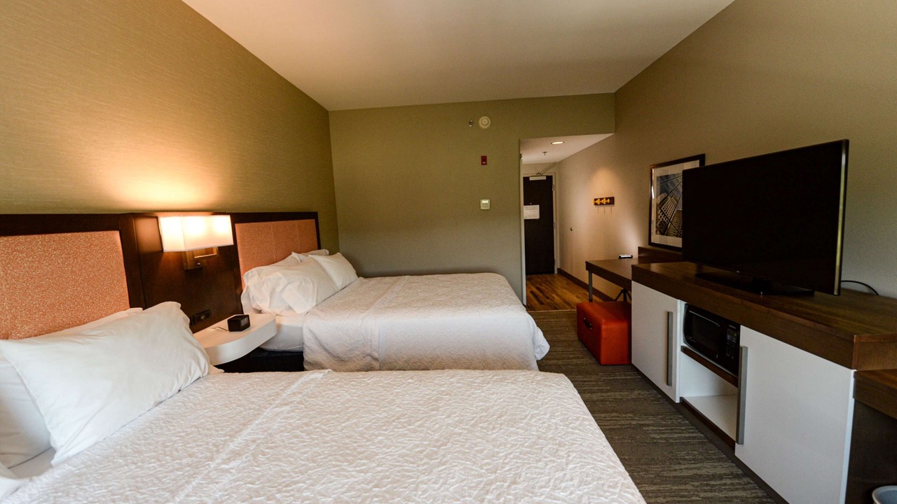 Photo of Bedroom in Lenoir