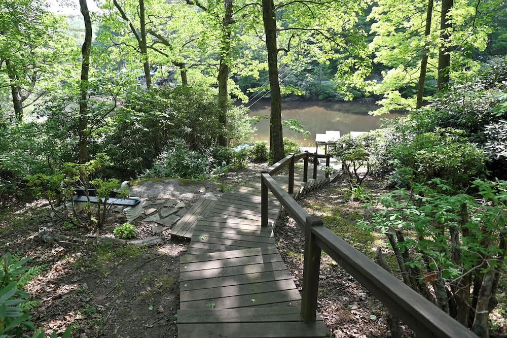 Photo of Others in Lake Sequoyah