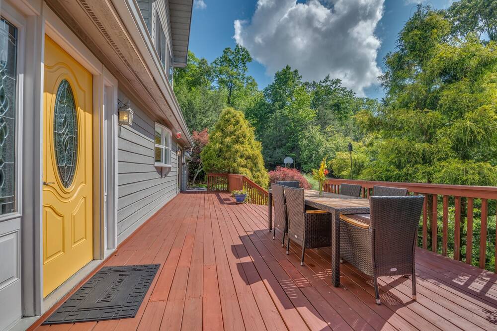 Photo of Patio Balcony in Mills River