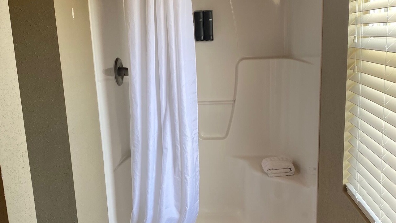 Photo of Bathroom in Manteo
