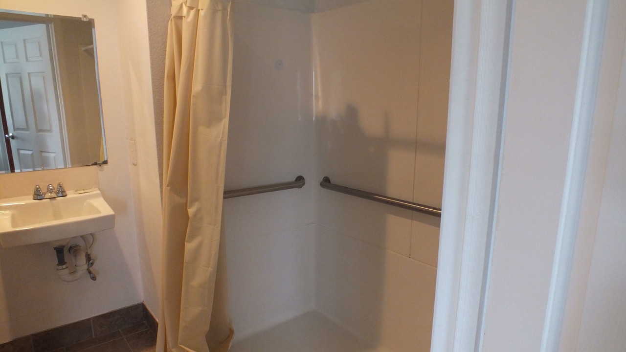 Photo of Bathroom in Manteo