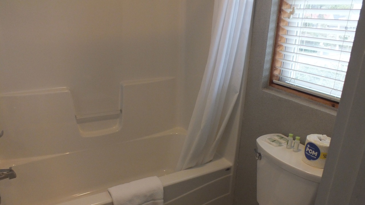 Photo of Bathroom in Manteo