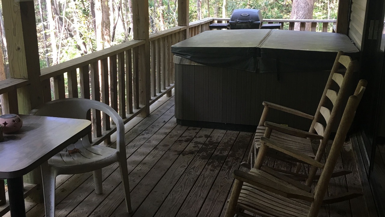 Photo of Patio Balcony in Chimney Rock