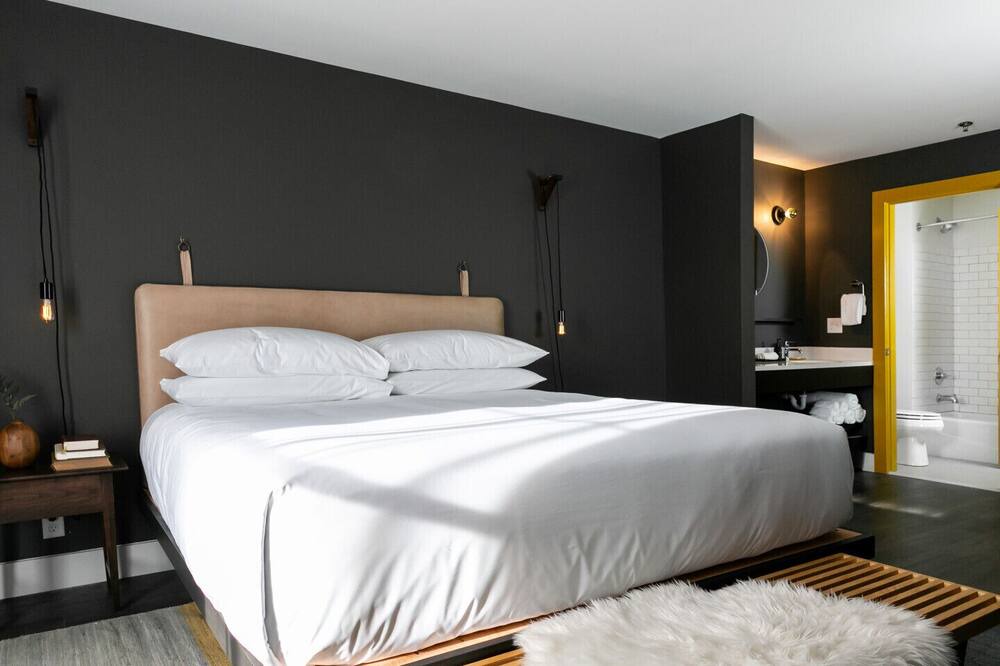 Photo of Bedroom in Rutledge Hill