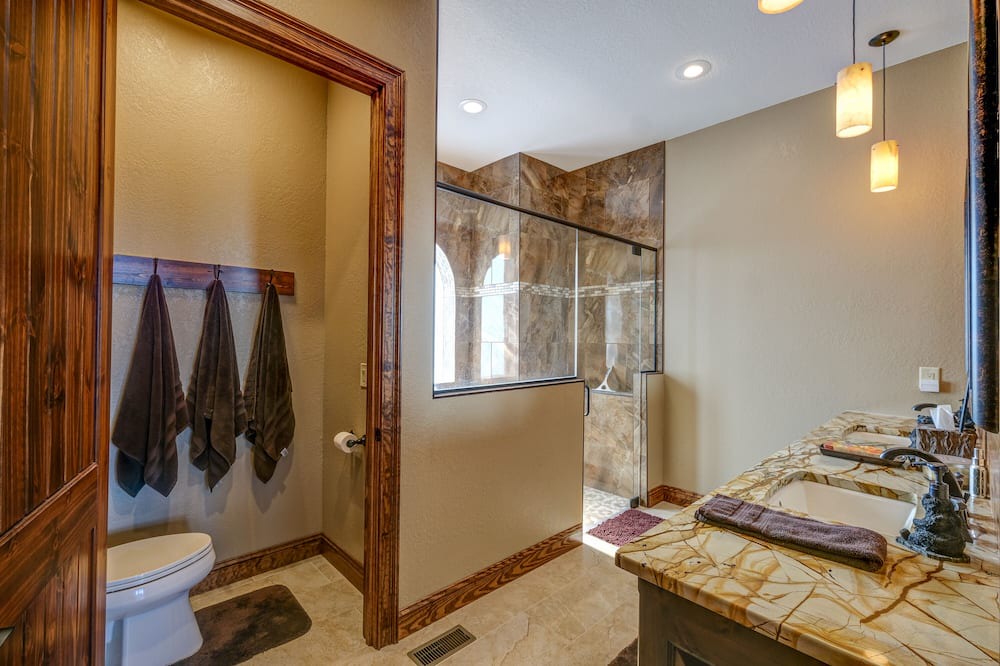 Photo of Bedroom in Murphy