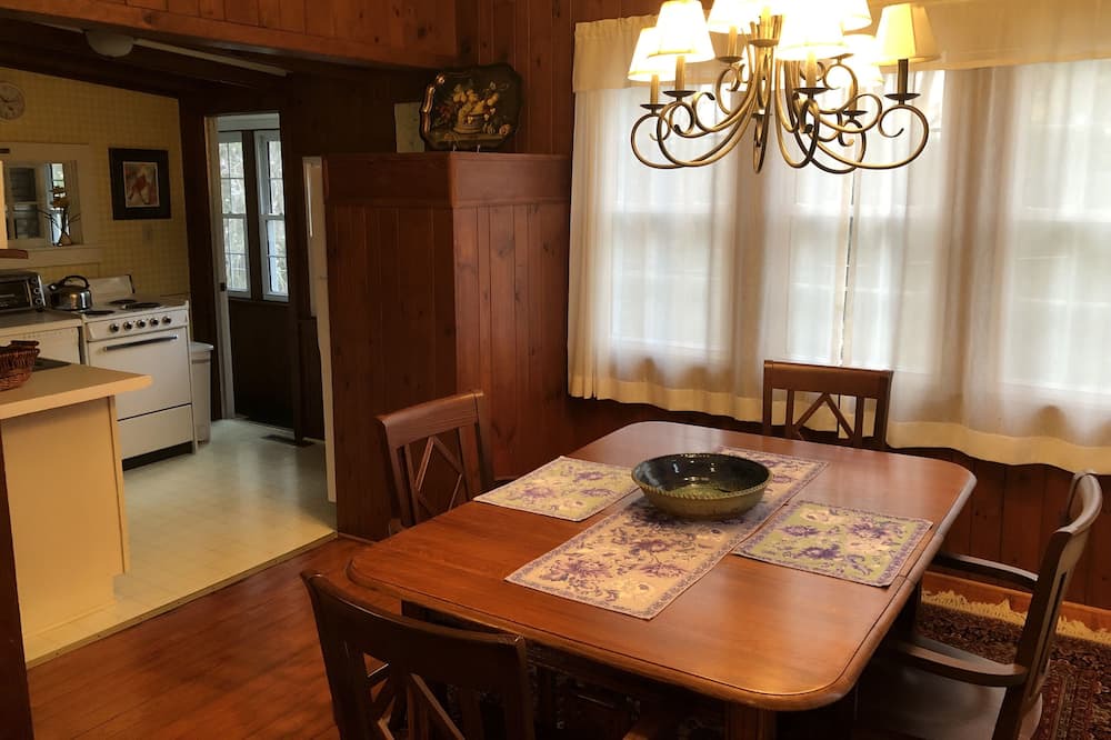 Photo of Kitchen in Laurel Park