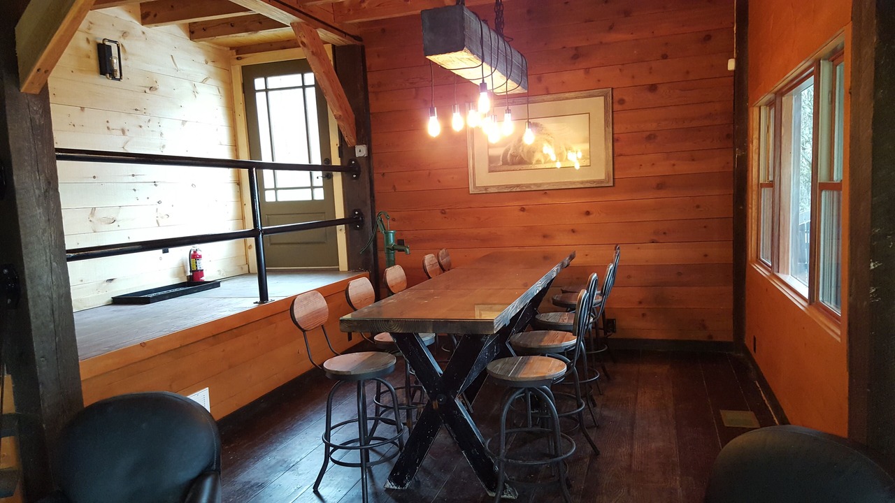 Photo of Livingroom in Skyland