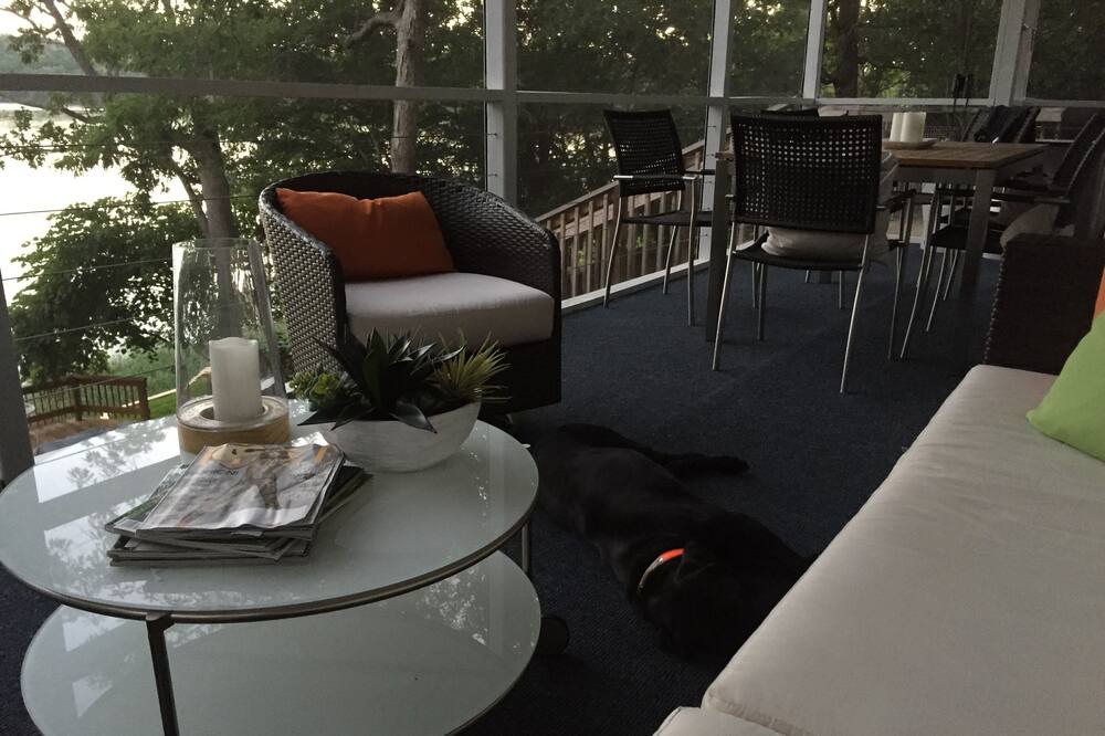 Photo of Outdoor in New London