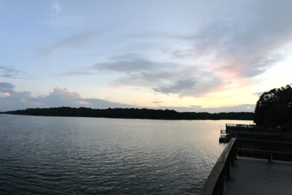 Photo of Others in New London