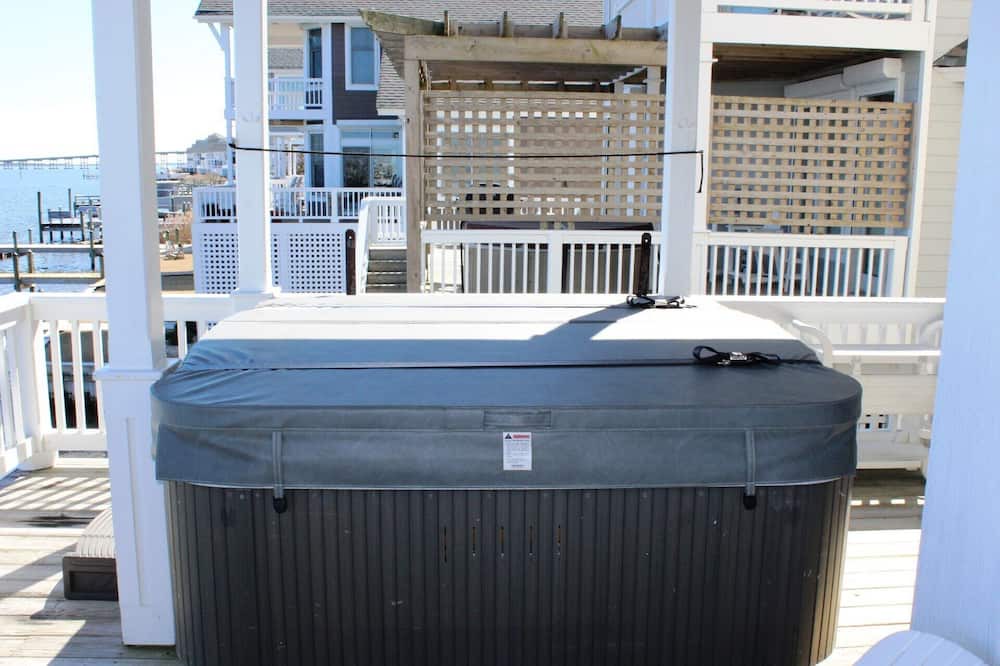 Photo of Others in Manteo