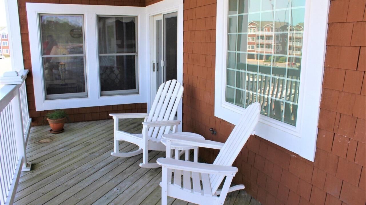 Photo of Patio Balcony in Manteo