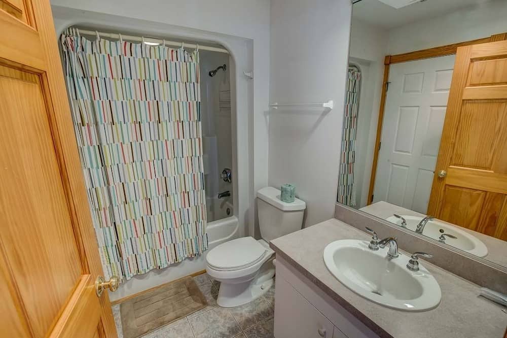 Photo of Bathroom in Pine Island
