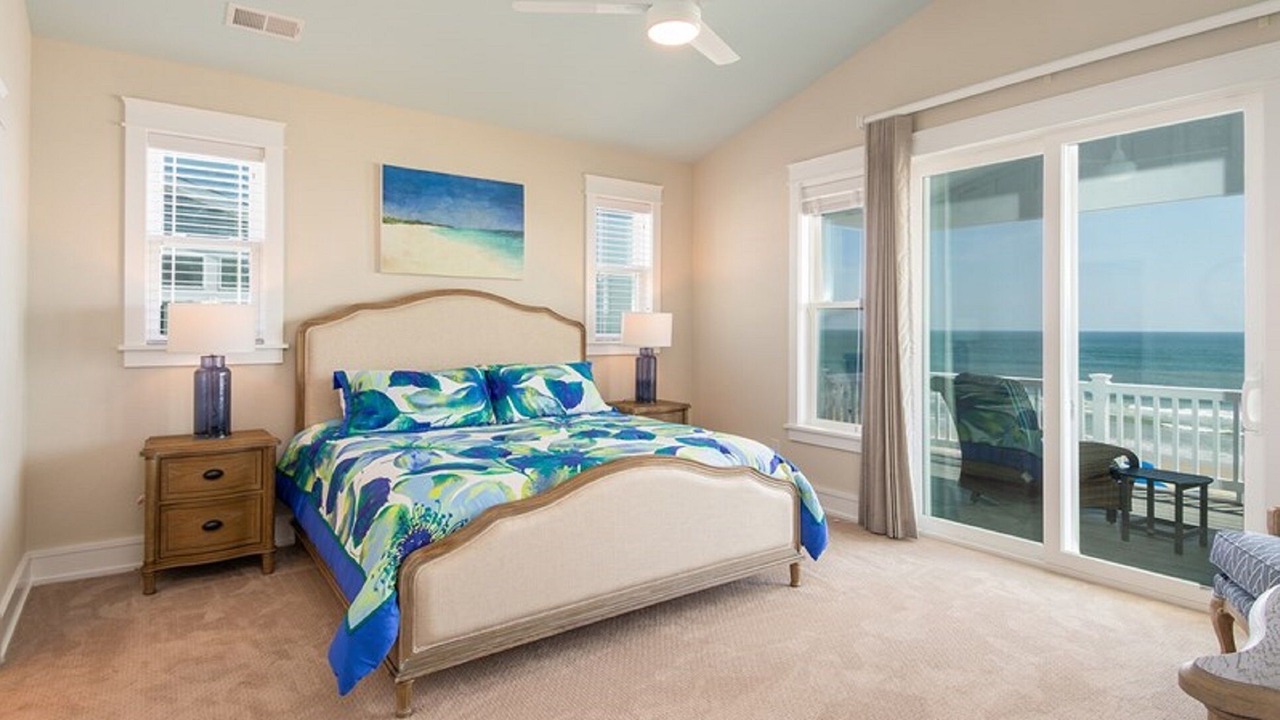 Photo of Others in Whalehead Beach