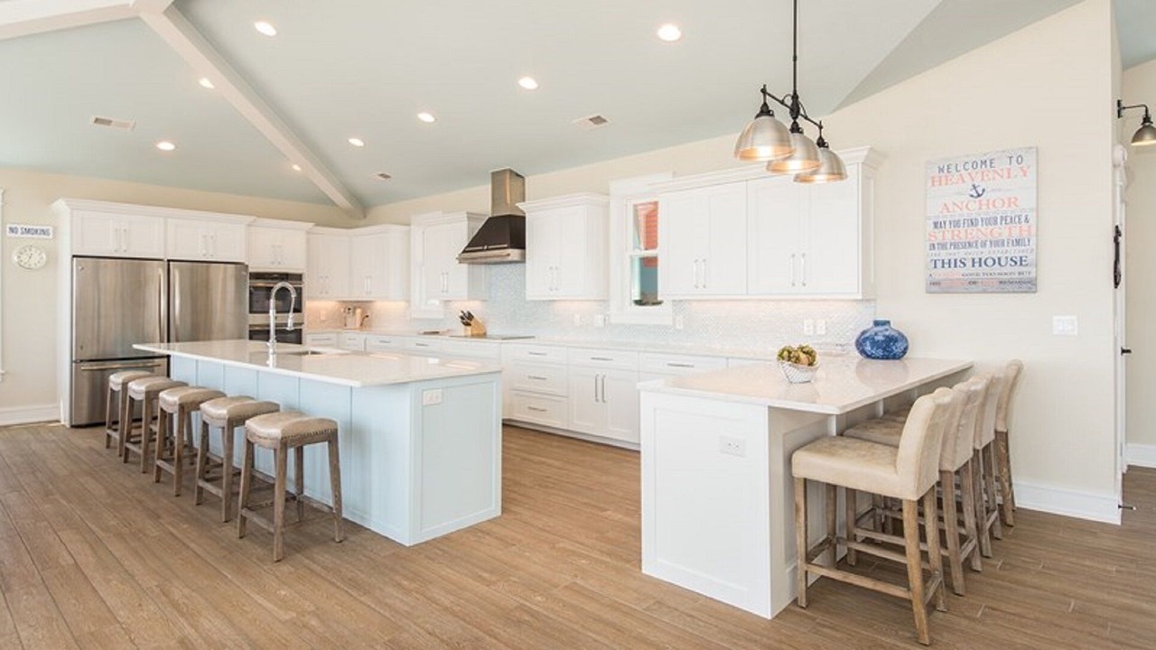 Photo of Kitchen in Whalehead Beach