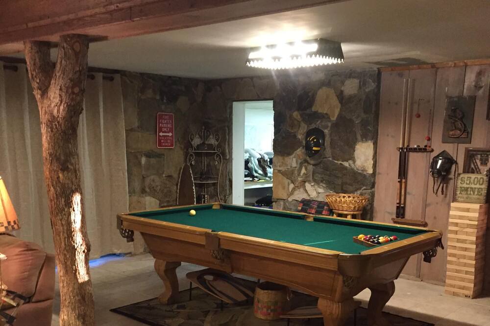 Photo of Bedroom in Scaly Mountain