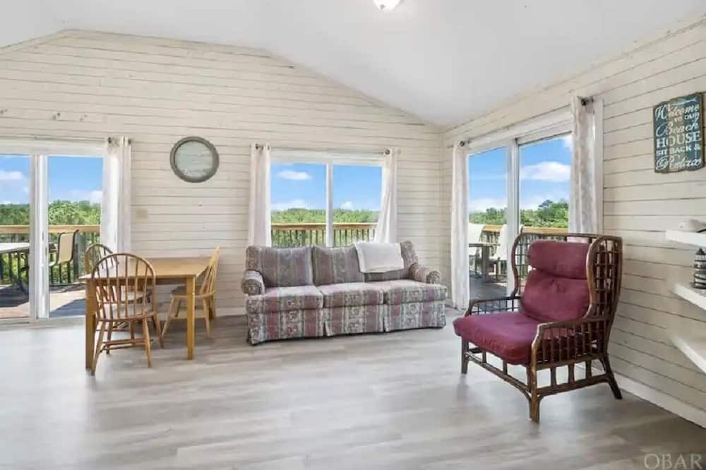 Photo of Bedroom in Carova Beach