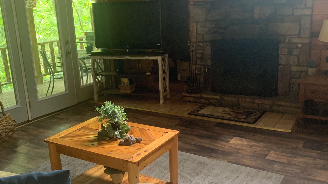 Photo of Livingroom in Chimney Rock