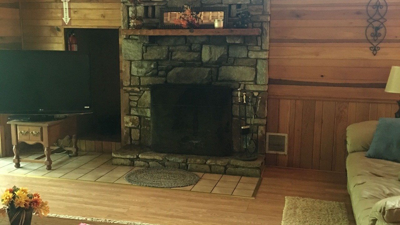 Photo of Livingroom in Chimney Rock