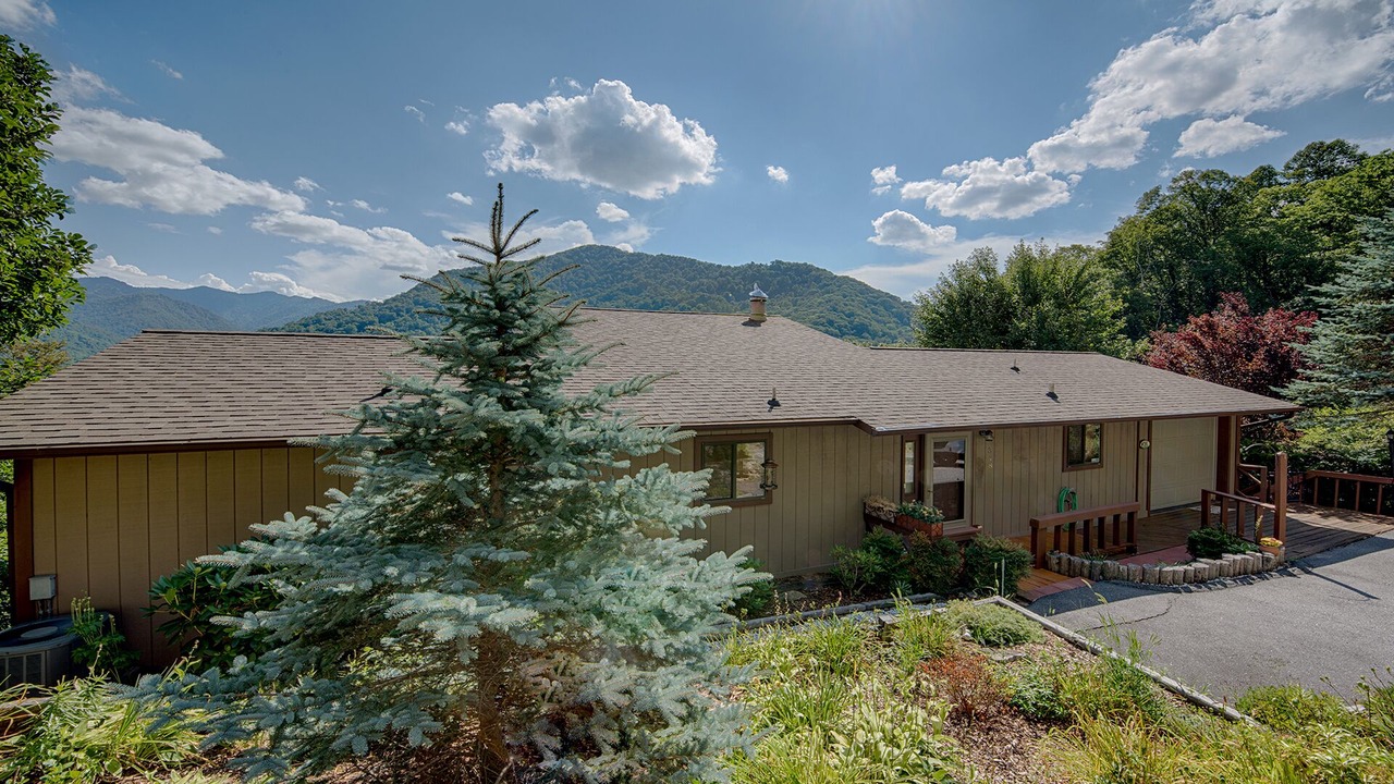 Photo of Outdoor in Valley Creek Run