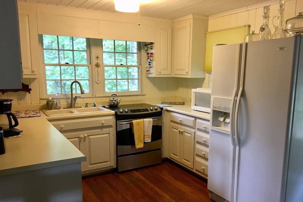Photo of Kitchen in Lynn