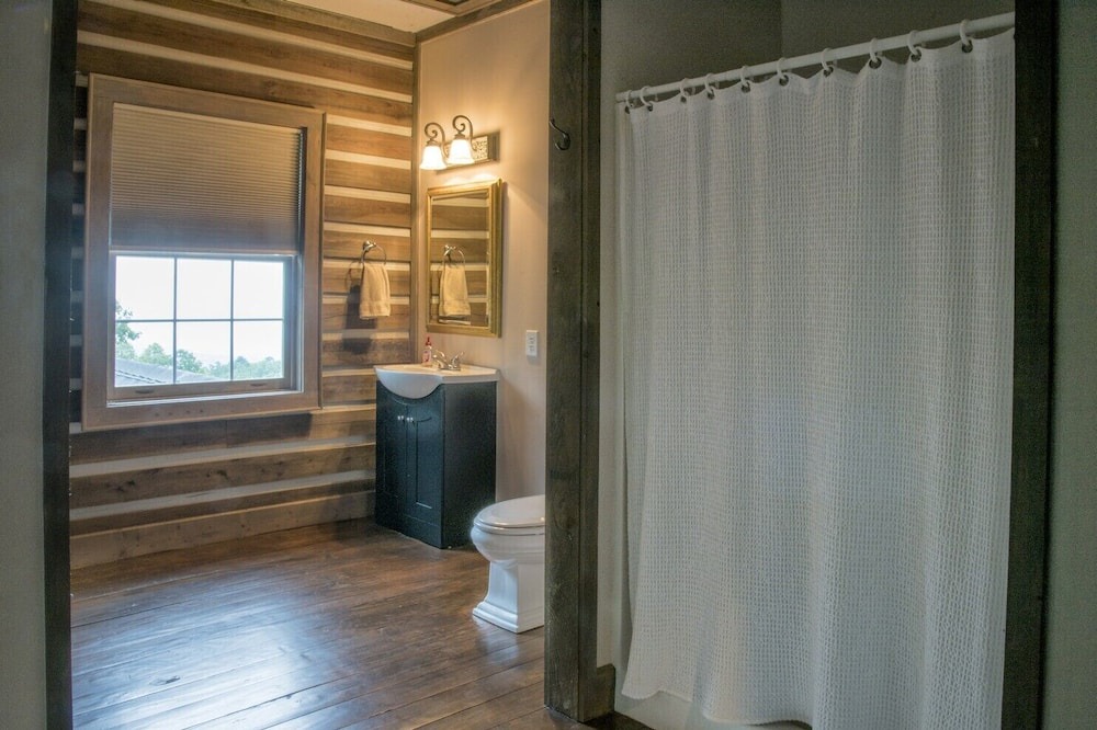 Photo of Bathroom in Lake Lure