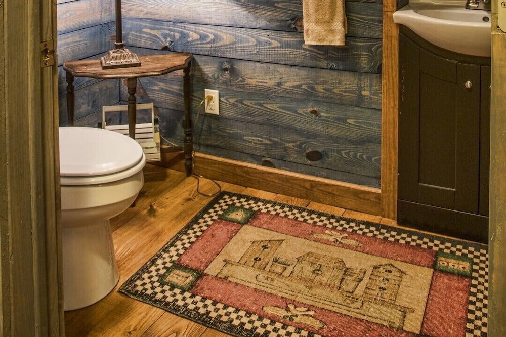 Photo of Bathroom in Lake Lure
