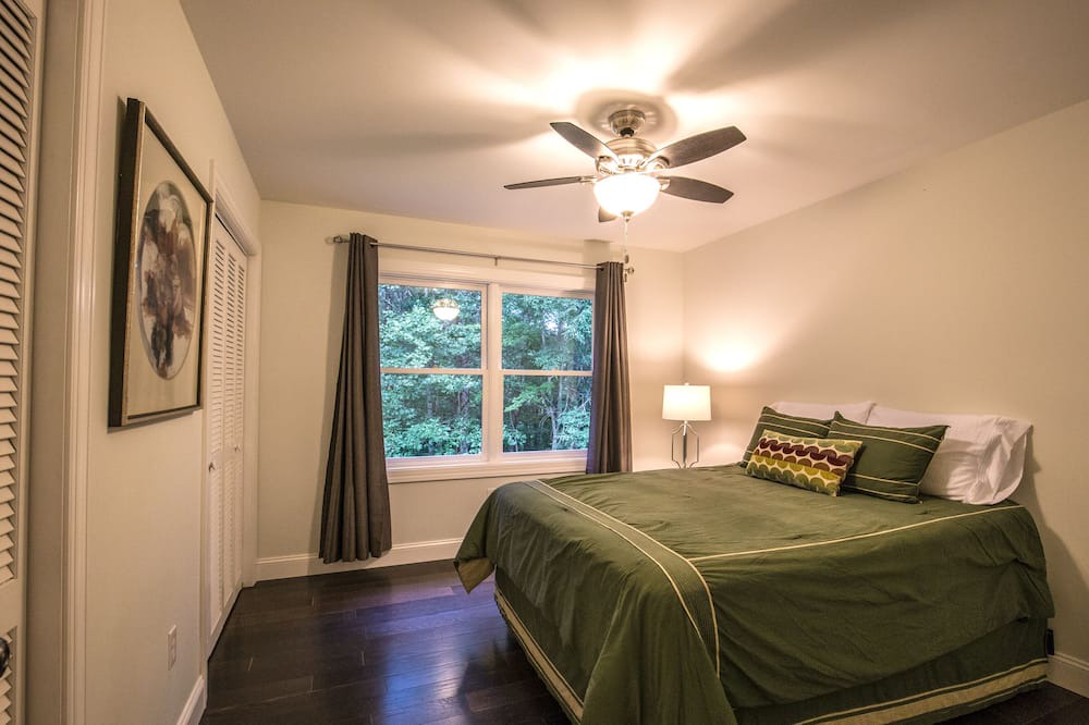 Photo of Bedroom in Fairview