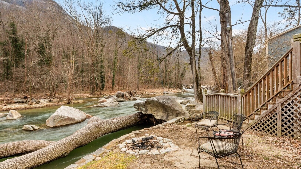 Photo of Outdoor in Chimney Rock