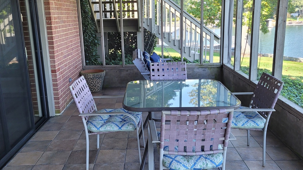 Photo of Patio Balcony in Nebo