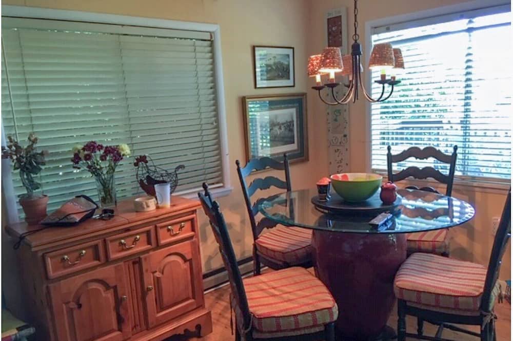 Photo of Bedroom in Highlands Hills