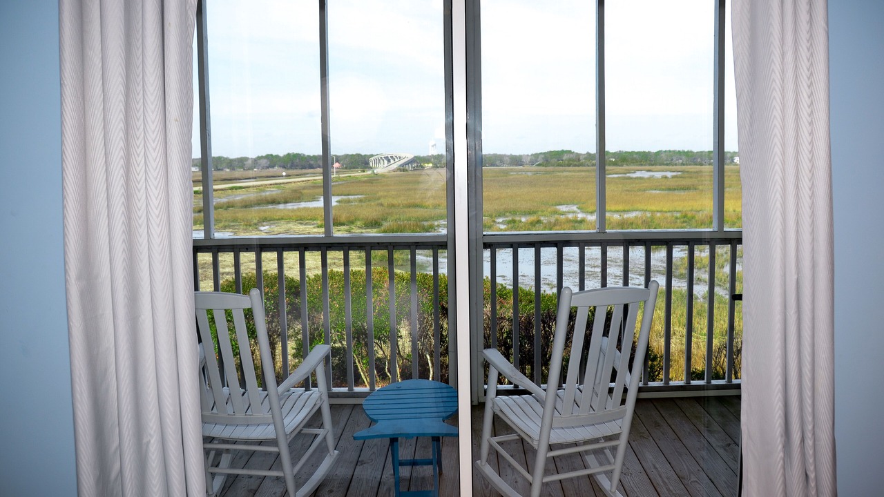 Photo of Patio Balcony in Sunset Beach