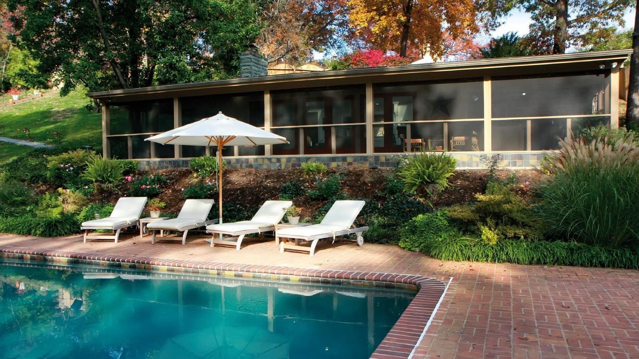 Photo of Outdoor in Windsor Hills
