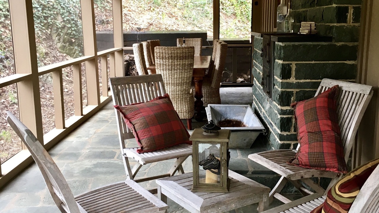 Photo of Outdoor in Windsor Hills
