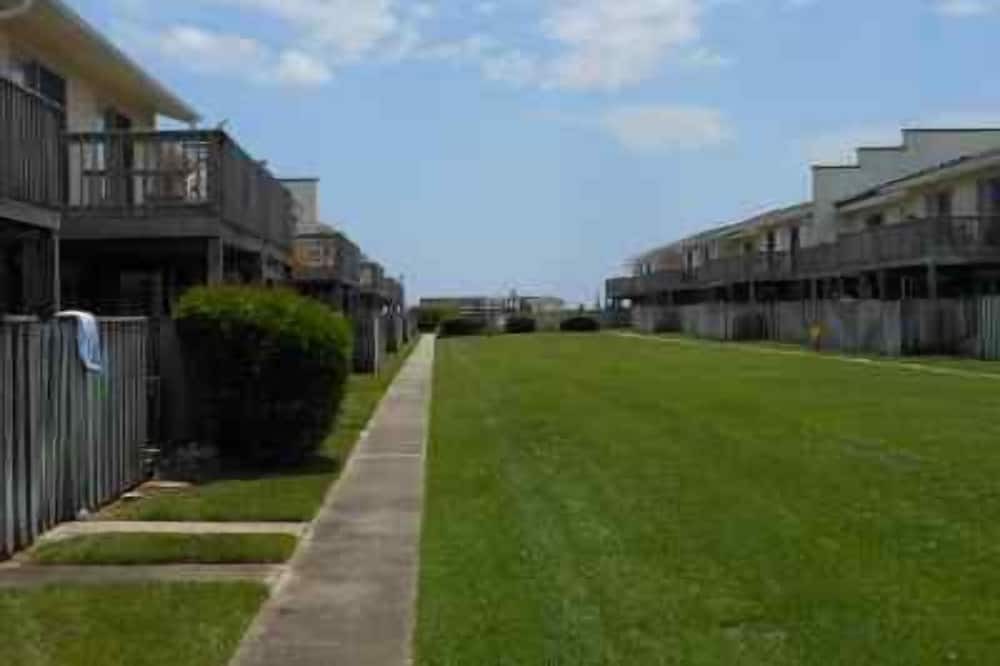 Photo of Outdoor in Pine Knoll Shores