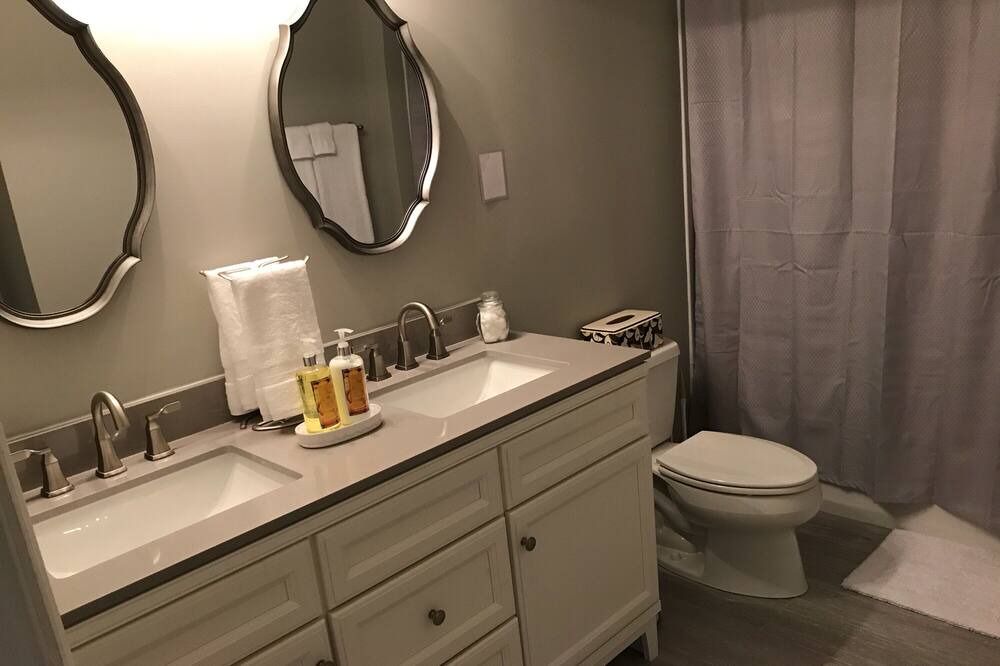 Photo of Bathroom in Statesville