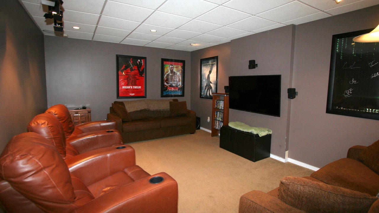 Photo of Livingroom in Seven Devils